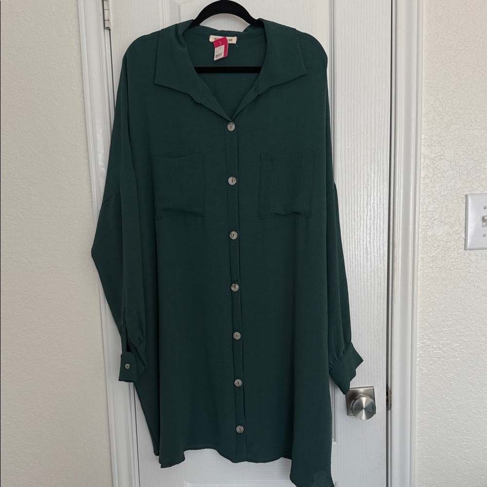 Women's Long Sleeve Button-Front Shirt Dress in Deep Green